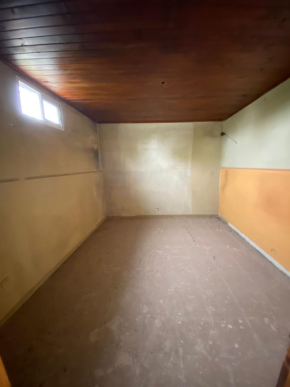 OPORTUNIDAD ÚNICA EN ZONA COMERCIAL - Imagen 3