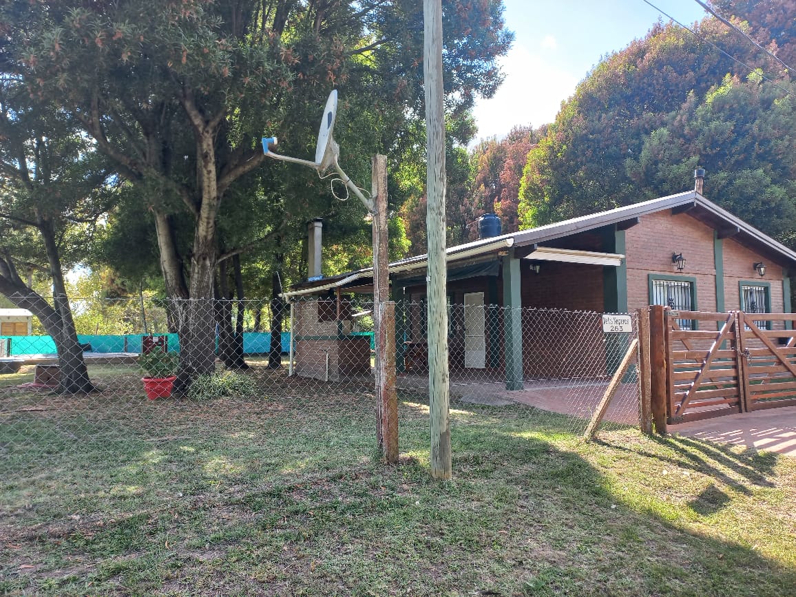 Casaquinta Sobre 3 Lotes Con Pileta En Chascomus - Imagen 3